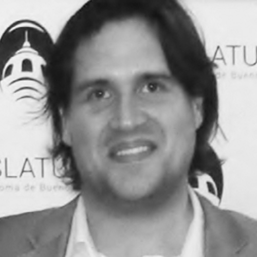 Alfonso Estragó - Economista especializado en modelos económicos TeaL